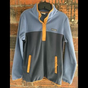 Columbia Blue Pullover